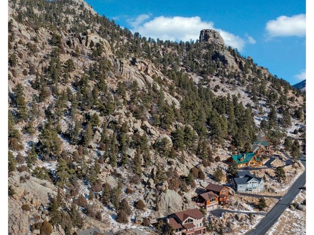 225 Curry Dr, Estes Park, CO 80517