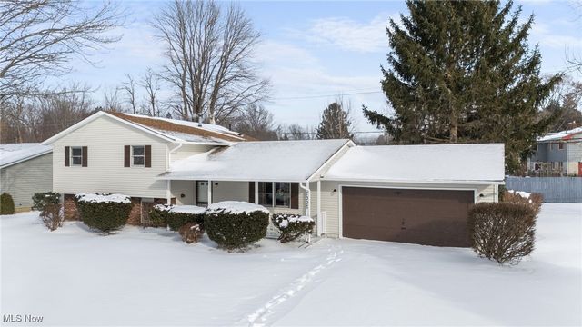 7007 Hidden Valley Drive, Amherst, OH 44001