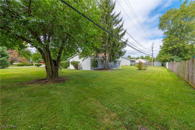 7007 Hidden Valley Drive, Amherst, OH 44001