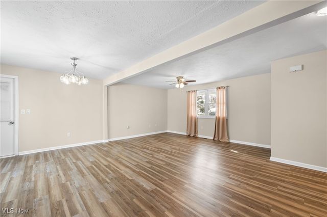 7007 Hidden Valley Drive, Amherst, OH 44001