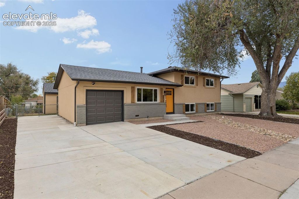 3925 Tennyson Avenue, Colorado Springs, CO 80910 — photo 2