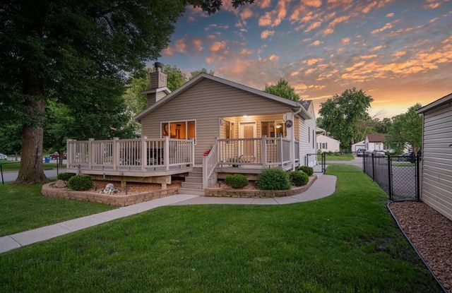 1947 Field Avenue, Saint Paul, MN 55116