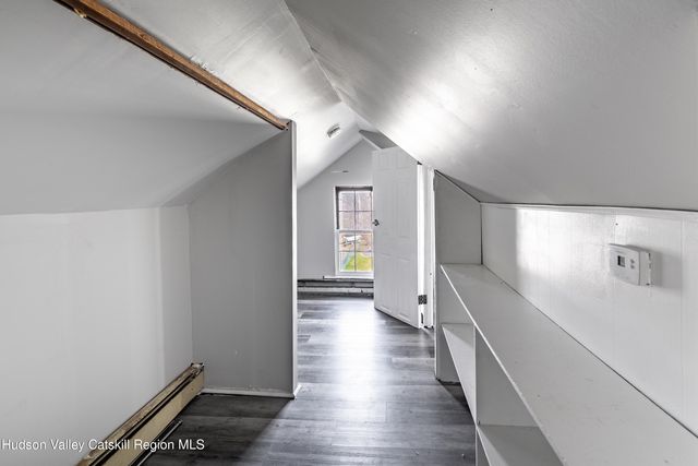 9 House Avenue, Troy, NY 12180