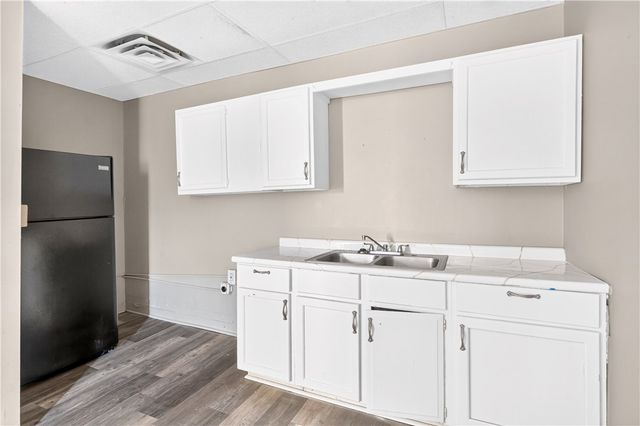 30 W Pike Street, Canonsburg, PA 15317