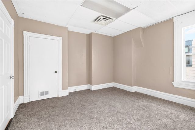 30 W Pike Street, Canonsburg, PA 15317