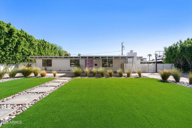 5809 N 11TH Street, Phoenix, AZ 85014