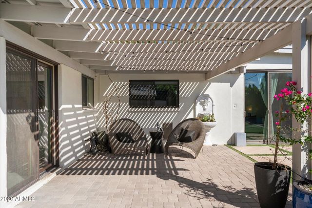 5809 N 11TH Street, Phoenix, AZ 85014