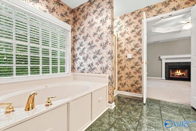 127 Turtle Bend Drive, Toney, AL 35773
