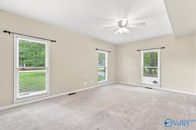 127 Turtle Bend Drive, Toney, AL 35773