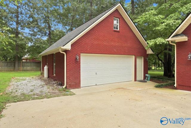 127 Turtle Bend Drive, Toney, AL 35773