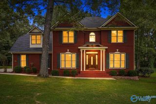 127 Turtle Bend Drive, Toney, AL 35773