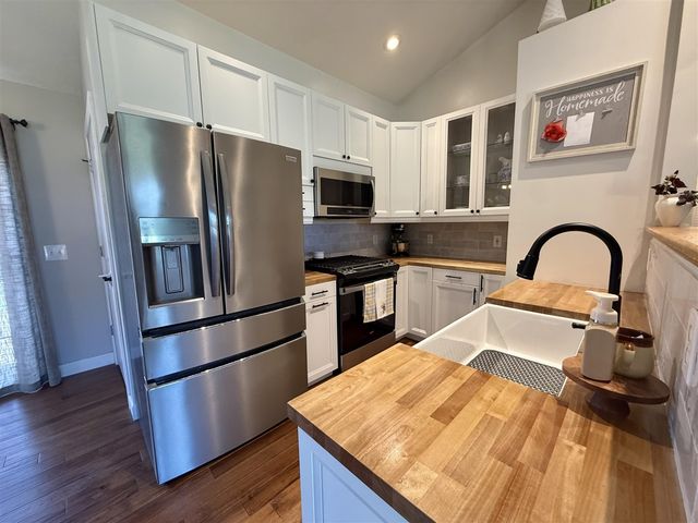 7885 Lancaster Lane, East Leroy, MI 49051