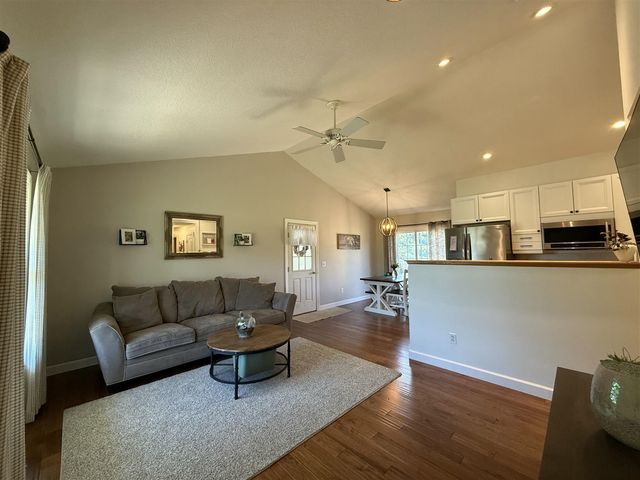 7885 Lancaster Lane, East Leroy, MI 49051