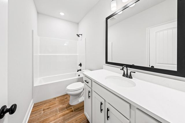 55 Natureview Way, Freeport, FL 32439