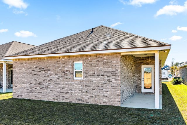 55 Natureview Way, Freeport, FL 32439