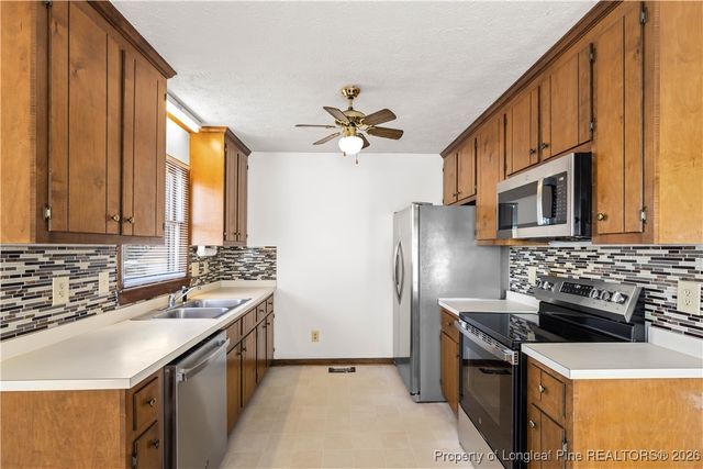 3212 Ansley Drive, Hope Mills, NC 28348