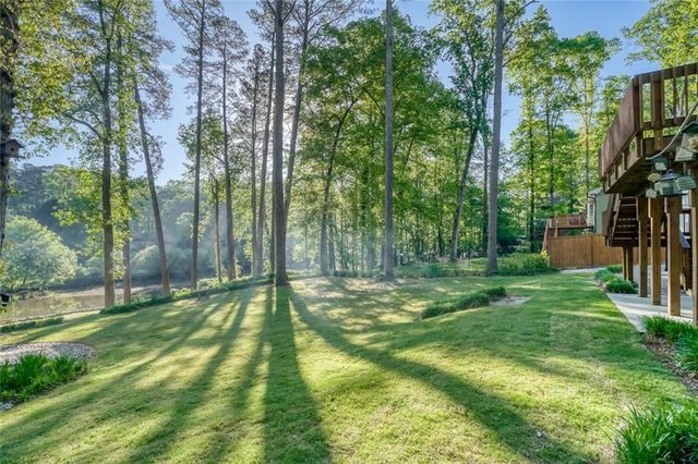1832 Lake Lucerne Drive SW, Lilburn, GA 30047