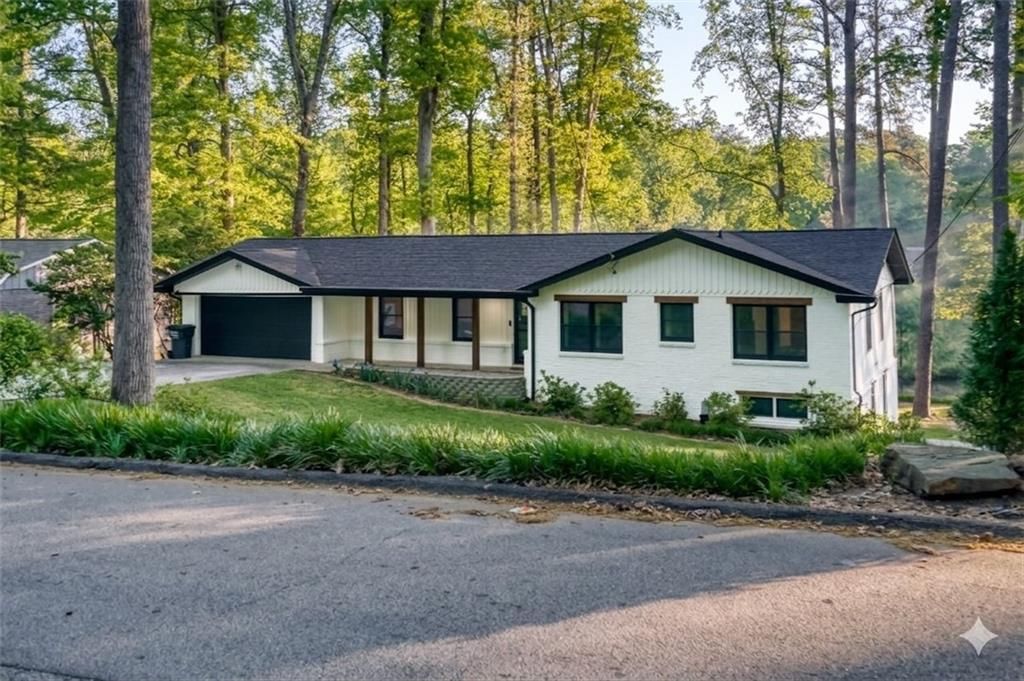 1832 Lake Lucerne Drive SW, Lilburn, GA 30047