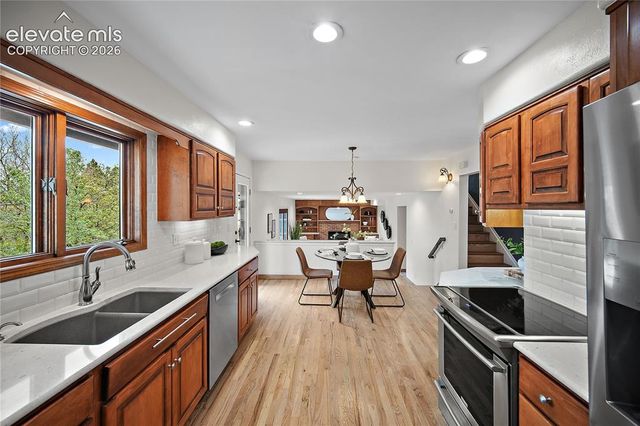220 Raven Hills Road, Colorado Springs, CO 80919