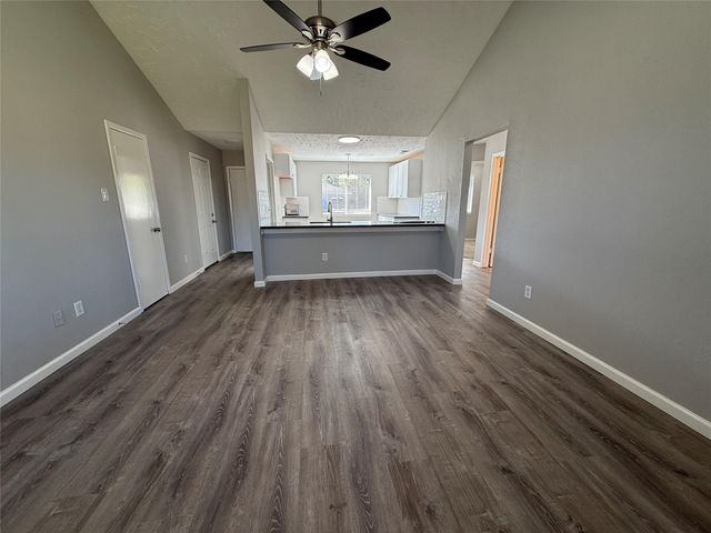 14010 Towne Way Drive, Sugar Land, TX 77498