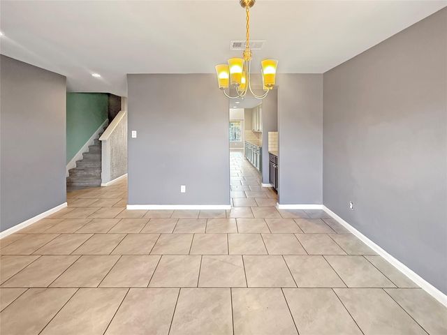 8310 Oakleaf Meadow Court, Rosharon, TX 77583