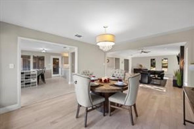 1921 Briarwood Drive, Grand Prairie, TX 75050