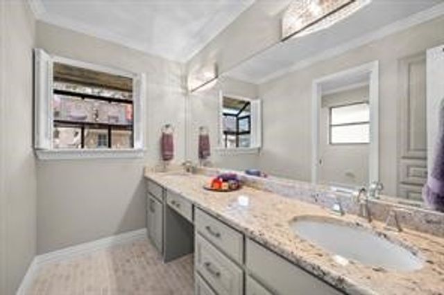 1921 Briarwood Drive, Grand Prairie, TX 75050