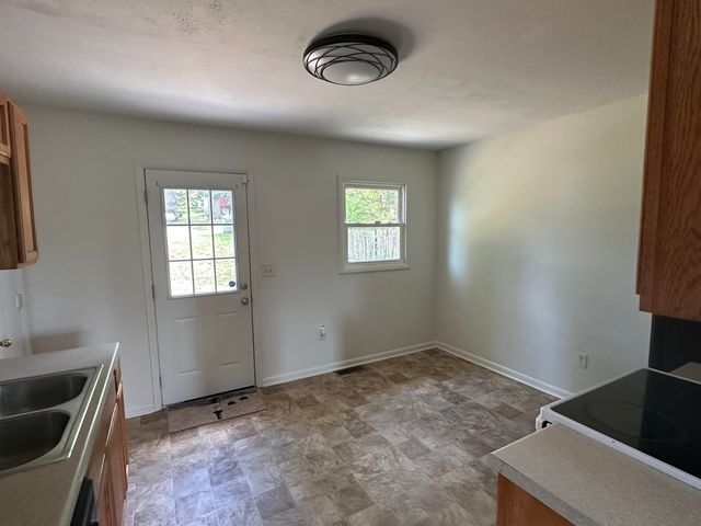 281 ELKIN CIR, Waynesboro, VA 22980