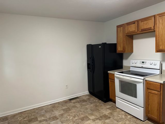 281 ELKIN CIR, Waynesboro, VA 22980