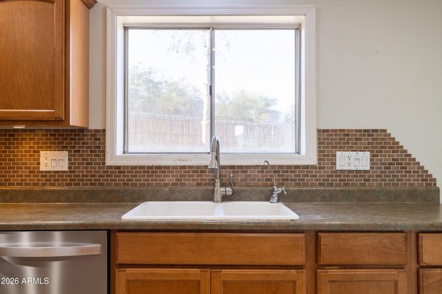 51 W Hillview Street, Mesa, AZ 85201