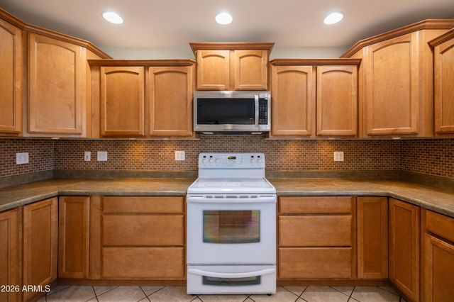 51 W Hillview Street, Mesa, AZ 85201