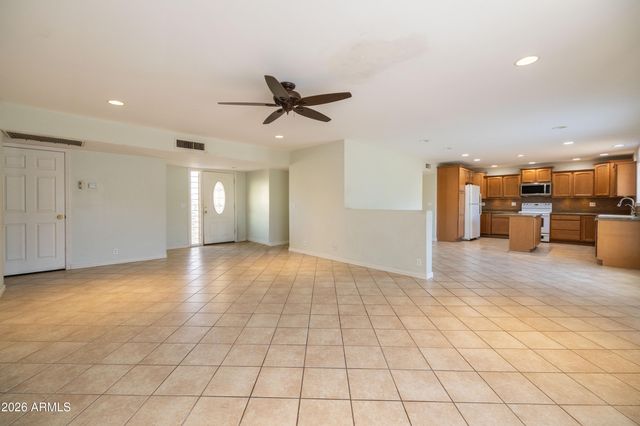 51 W Hillview Street, Mesa, AZ 85201