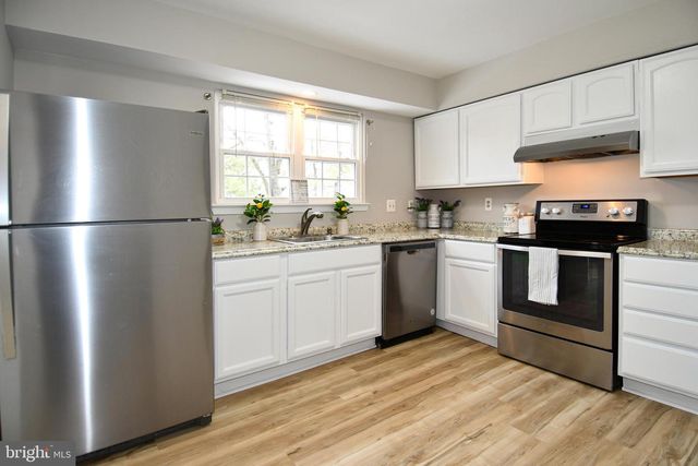 2944 MADEIRA CT, Woodbridge, VA 22192