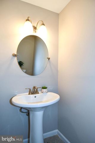 2944 MADEIRA CT, Woodbridge, VA 22192