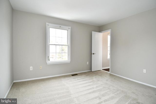 2944 MADEIRA CT, Woodbridge, VA 22192