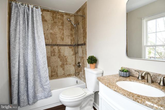 2944 MADEIRA CT, Woodbridge, VA 22192