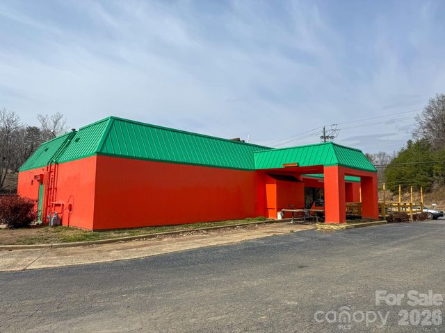 1297 Tunnel Road, Asheville, NC 28805