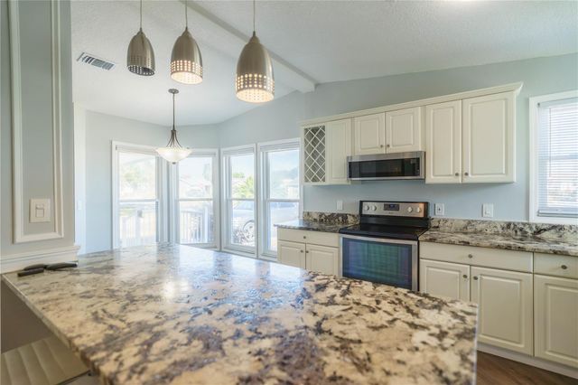 1228 MARIA COURT, Lady Lake, FL 32159