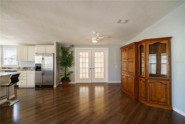 1228 MARIA COURT, Lady Lake, FL 32159