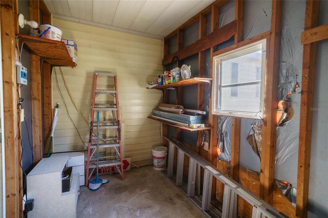 1228 MARIA COURT, Lady Lake, FL 32159