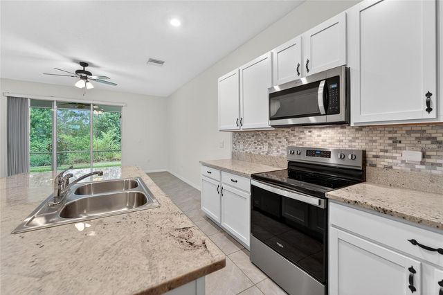 5068 CAPTAIN DAVIS DRIVE, Wimauma, FL 33598