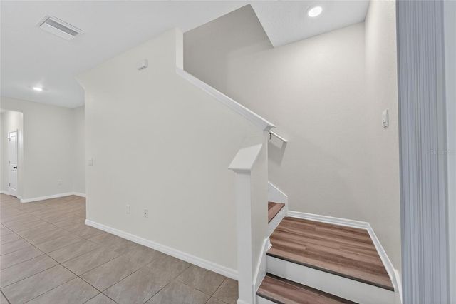 5068 CAPTAIN DAVIS DRIVE, Wimauma, FL 33598