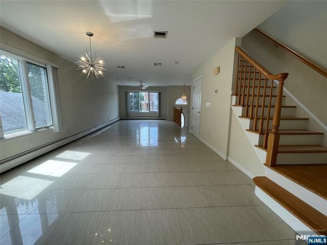 510 Roff Avenue A, Palisades Park, NJ 07650