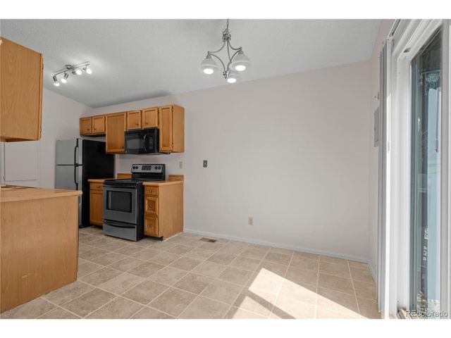 4521 Castlepoint Dr, Colorado Springs, CO 80917
