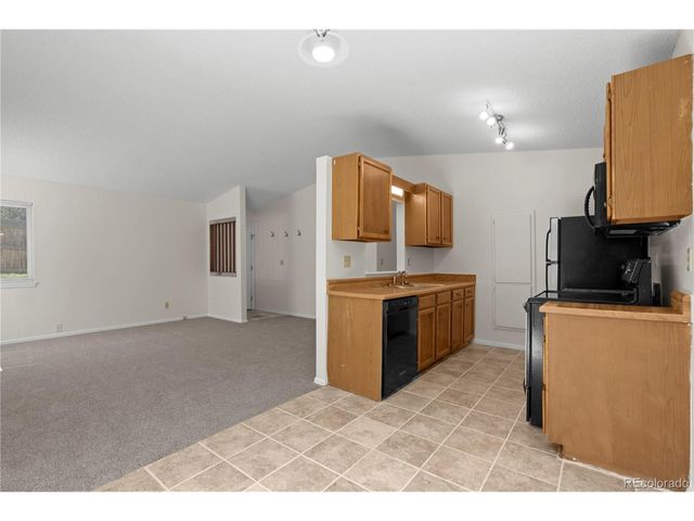 4521 Castlepoint Dr, Colorado Springs, CO 80917