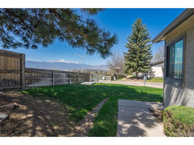 4521 Castlepoint Dr, Colorado Springs, CO 80917