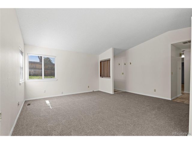 4521 Castlepoint Dr, Colorado Springs, CO 80917