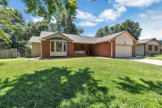 8309 W 17th St N, Wichita, KS 67212