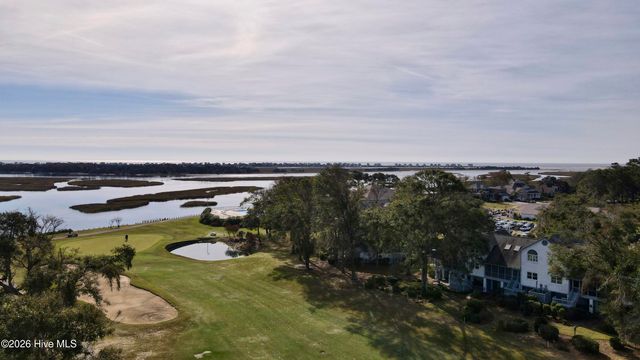 3155 Fairway 3 Court SW, Supply, NC 28462