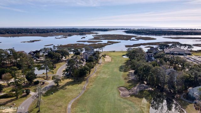 3155 Fairway 3 Court SW, Supply, NC 28462
